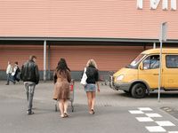 Feet - Katya B + Unknown blonde - 2011-01-14 Mega mall shopping