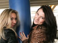 Feet - Katya B + Unknown blonde - 2011-01-14 Mega mall shopping