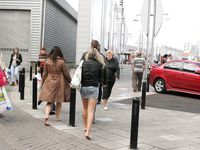 Feet - Katya B + Unknown blonde - 2011-01-14 Mega mall shopping