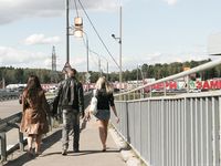 Feet - Katya B + Unknown blonde - 2011-01-14 Mega mall shopping