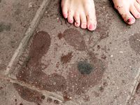 Feet - Katya B - 2010-09-13 Cold rain and wind