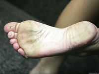 Feet - Katya B - 2010-09-13 Cold rain and wind