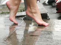 Feet - Katya B - 2010-09-13 Cold rain and wind