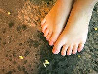 Feet - Katya B - 2010-09-13 Cold rain and wind