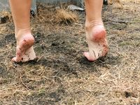 Feet - Katya B - 2010-09-13 Cold rain and wind