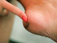 Feet - Katya B - 2010-09-13 Cold rain and wind