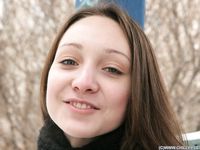 Feet - Katya E - 2011-03-27 Shivering bare feet