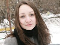 Feet - Katya E - 2011-03-27 Shivering bare feet