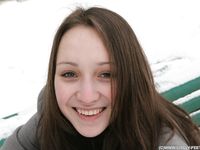 Feet - Katya E - 2011-03-27 Shivering bare feet