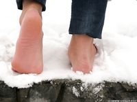 Feet - Kristina - 2012-04-05 Spring thaw