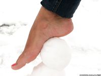 Feet - Kristina - 2012-04-05 Spring thaw