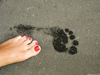 Feet - Kristina A - 2014-04-15 Summer barefoot fun