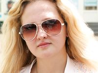 Feet - Ksenia B - 2011-07-02 Different barefoot experience