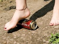 Feet - Ksenia B - 2011-07-02 Different barefoot experience