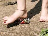 Feet - Ksenia B - 2011-07-02 Different barefoot experience