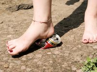 Feet - Ksenia B - 2011-07-02 Different barefoot experience