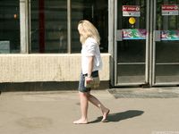 Feet - Ksenia B - 2011-07-02 Different barefoot experience