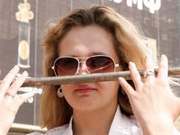 Feet - Ksenia B - 2011-07-02 Different barefoot experience