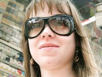 Feet - Ksenia C - 2011-11-14 Barefoot in summer city