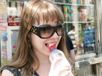 Feet - Ksenia C - 2011-11-14 Barefoot in summer city