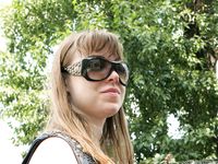 Feet - Ksenia C - 2011-11-14 Barefoot in summer city