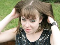 Feet - Ksenia C - 2011-11-14 Barefoot in summer city