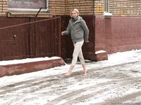 Feet - Ksenia D - 2012-04-30 Blonde girl and white snow