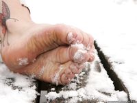 Feet - Ksenia D - 2012-04-30 Blonde girl and white snow