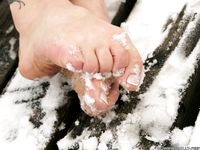 Feet - Ksenia D - 2012-04-30 Blonde girl and white snow