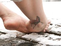 Feet - Ksenia D - 2012-04-30 Blonde girl and white snow