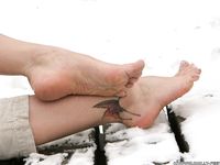 Feet - Ksenia D - 2012-04-30 Blonde girl and white snow