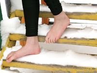 Feet - Ksenia D - 2013-03-13 Tall girl in the snow