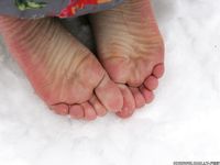 Feet - Ksenia D - 2013-03-13 Tall girl in the snow