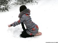 Feet - Ksenia D - 2013-03-13 Tall girl in the snow