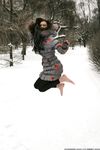 Feet - Ksenia D - 2013-03-13 Tall girl in the snow