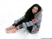 Feet - Ksenia D - 2013-03-13 Tall girl in the snow