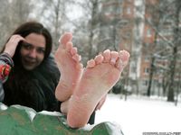 Feet - Ksenia D - 2013-03-13 Tall girl in the snow