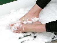 Feet - Ksenia D - 2013-03-13 Tall girl in the snow