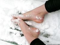 Feet - Ksenia D - 2013-03-13 Tall girl in the snow