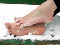 Feet - Ksenia D - 2013-03-13 Tall girl in the snow