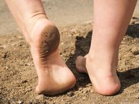 Feet - Ksenia E - 2013-10-26 Summer heat