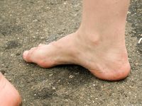 Feet - Ksenia E - 2013-10-26 Summer heat