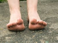 Feet - Ksenia E - 2013-10-26 Summer heat