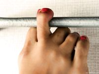 Feet - Ksusha A + Ira - 2008-05-04 Barefoot trips to Russian towns. Kamyshino