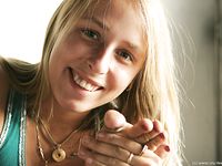 Feet - Ksusha A + Ira - 2008-05-04 Barefoot trips to Russian towns. Kamyshino