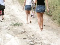 Feet - Ksusha A + Ira - 2008-05-04 Barefoot trips to Russian towns. Kamyshino