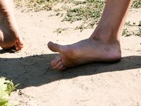 Feet - Ksusha A + Ira - 2008-05-04 Barefoot trips to Russian towns. Kamyshino
