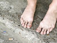 Feet - Ksusha A + Ira - 2008-05-04 Barefoot trips to Russian towns. Kamyshino