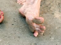 Feet - Ksusha A + Ira - 2008-05-04 Barefoot trips to Russian towns. Kamyshino