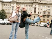 Feet - Ksusha A + Ira - 2008-05-04 Barefoot trips to Russian towns. Kamyshino